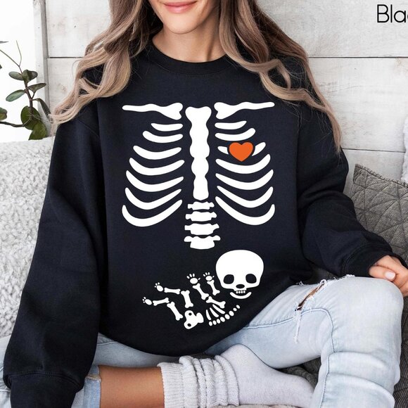 Skeleton Pregnant Sweatshirt, Skeleton Halloween Maternity Pregnancy Announcemen - Picture 1 of 5
